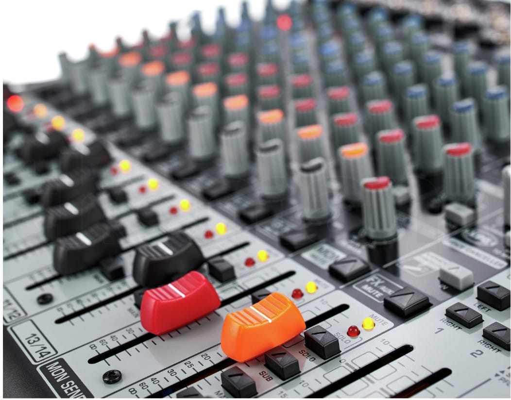 Mixer voor opnamen of optreden